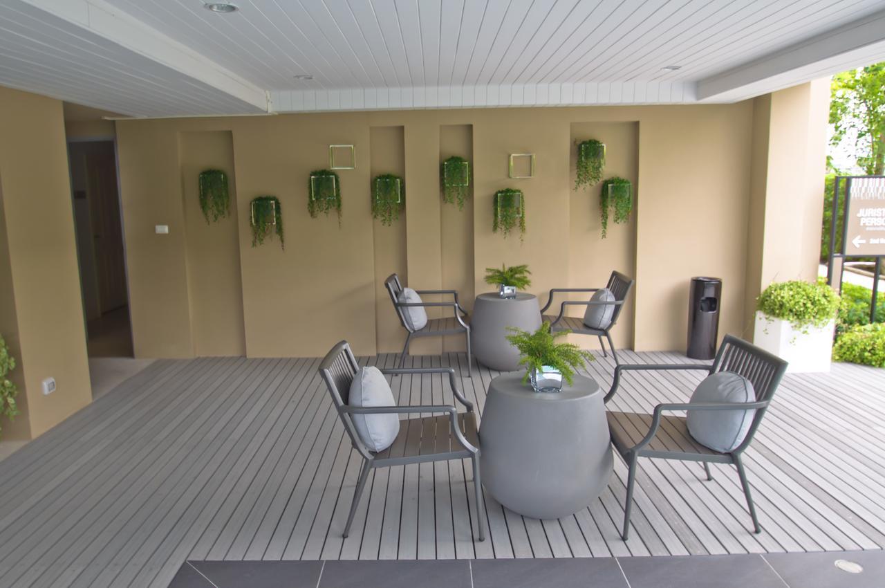 Baan Imm Aim Condo HHQ Extérieur photo